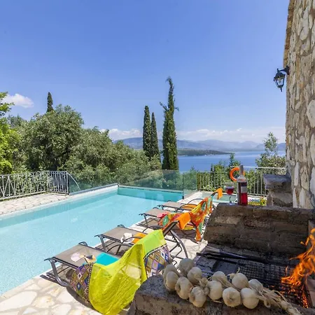 Villa Scirocco & Folitsa