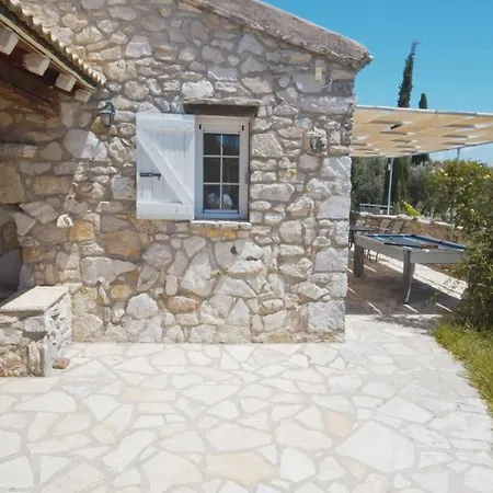 Scirocco & Folitsa Agnítsini