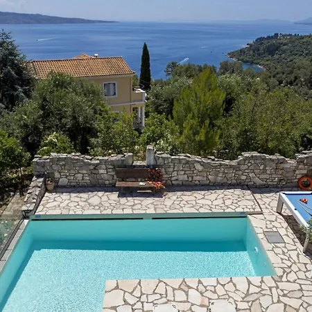 Scirocco&folitsa Villa Agnítsini